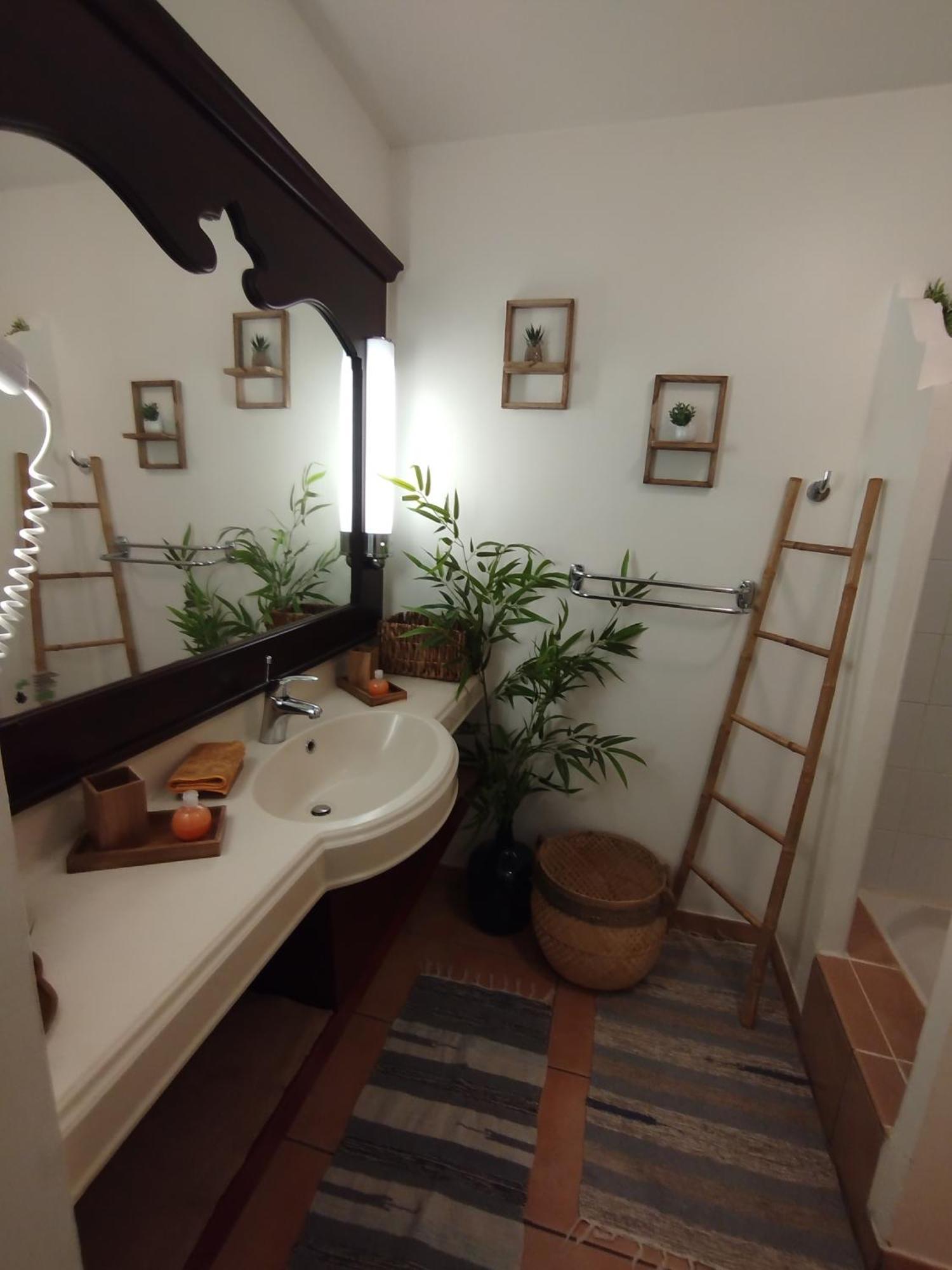 Bambou Suite Vue Mer A 50 M De La Plage Et De La Piscine Sainte-Luce Exterior photo